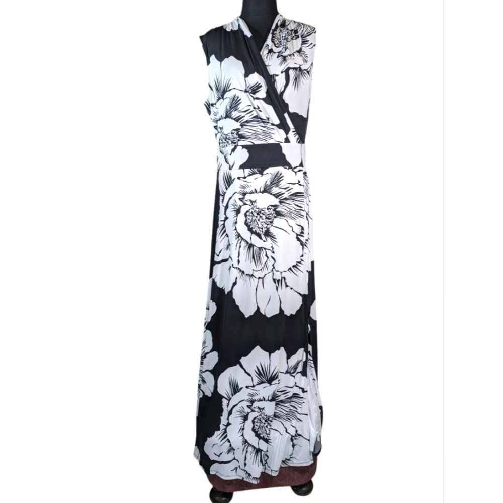 New York & Company Maxi Dress